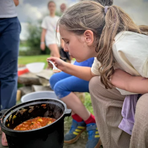 kociołek ognisko survival